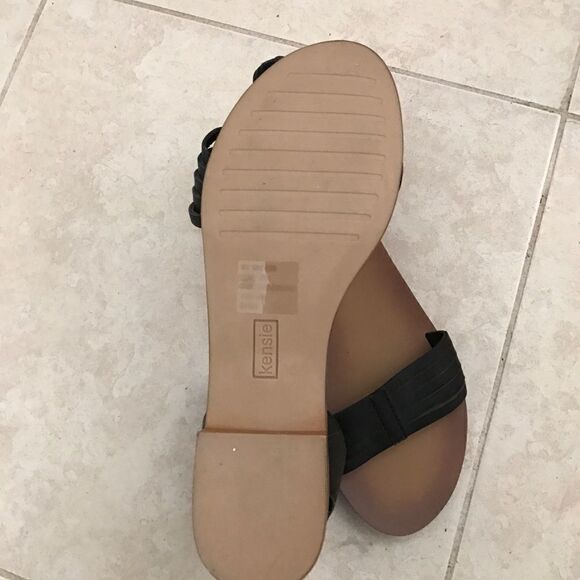 Kenise Sandals  - Picture 3 of 3